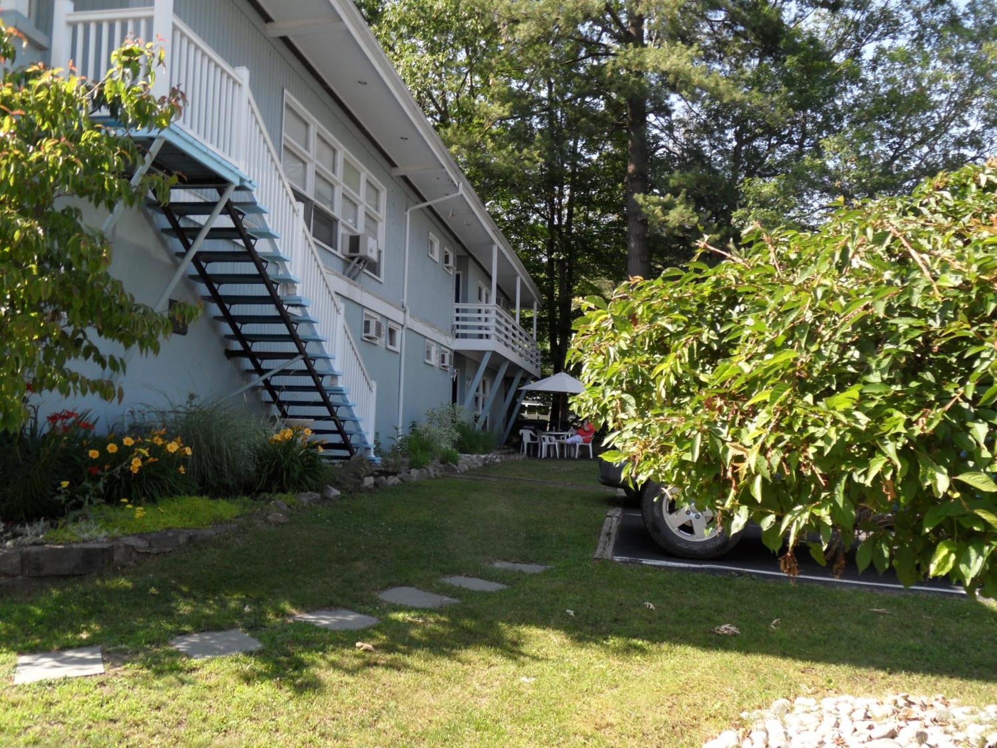 Lido George 2* Lake George